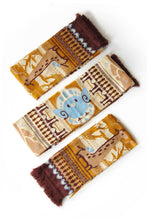 Load image into Gallery viewer, Giraffe and Sky Birb Scarf