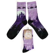 Load image into Gallery viewer, Conifer Moon Purple Socks