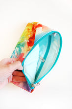 Load image into Gallery viewer, Floral Frolic Zipper Bag