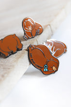 Load image into Gallery viewer, Fat Bear Champ Pin Set
